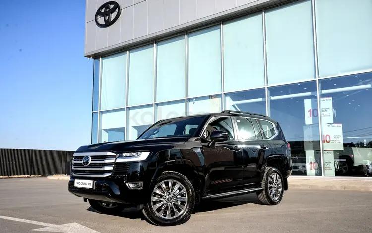 Toyota Land Cruiser Luxe 2025 года за 66 990 000 тг. в Шымкент