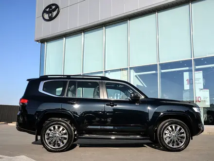 Toyota Land Cruiser Luxe 2025 года за 66 990 000 тг. в Шымкент – фото 18