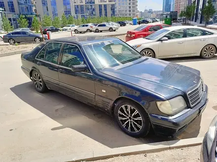 Mercedes-Benz S 420 1996 года за 1 800 000 тг. в Астана