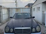 Mercedes-Benz E 230 1996 года за 1 300 000 тг. в Алматы – фото 2