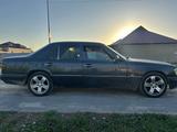 Mercedes-Benz E 320 1995 года за 2 250 000 тг. в Шымкент – фото 5