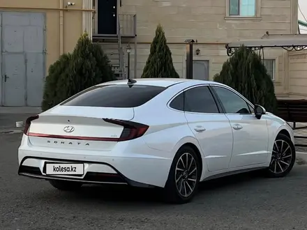 Hyundai Sonata 2020 года за 12 000 000 тг. в Актау – фото 2
