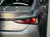 Lexus ES 300h 2023 года за 18 000 000 тг. в Актау
