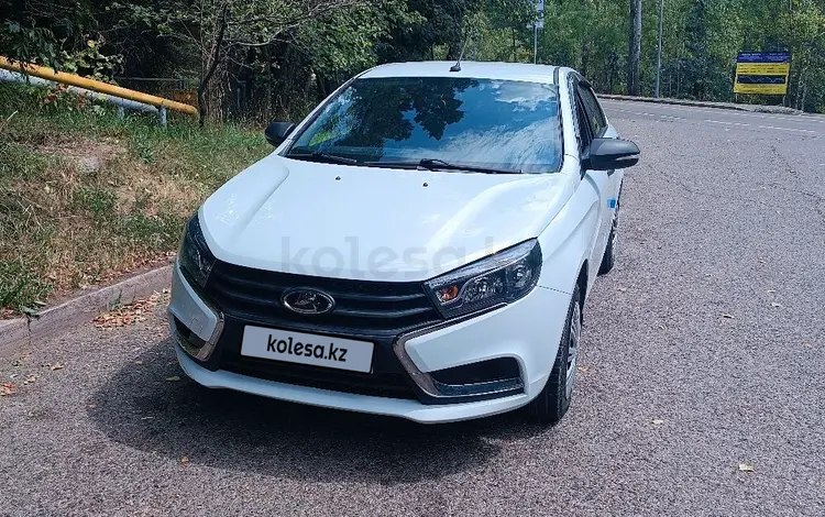 ВАЗ (Lada) Vesta 2018 года за 3 950 000 тг. в Алматы