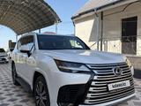 Lexus LX 600 2022 года за 69 000 000 тг. в Мерке