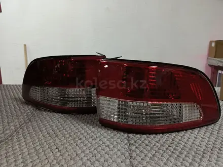 Задние фонари Toyota Sienna 2001-2003 за 14 000 тг. в Астана