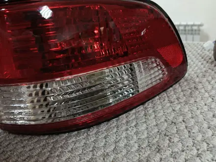 Задние фонари Toyota Sienna 2001-2003 за 14 000 тг. в Астана – фото 3