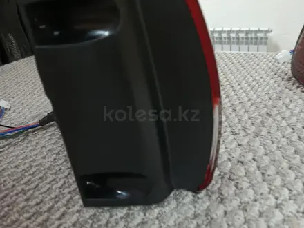 Задние фонари Toyota Sienna 2001-2003 за 14 000 тг. в Астана – фото 4