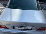 Mercedes-Benz E 200 1995 годаfor2 500 000 тг. в Туркестан – фото 5