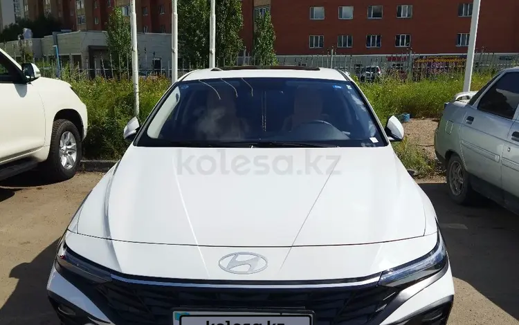 Hyundai Elantra 2023 годаfor9 200 000 тг. в Астана