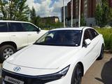 Hyundai Elantra 2023 года за 9 200 000 тг. в Астана – фото 2
