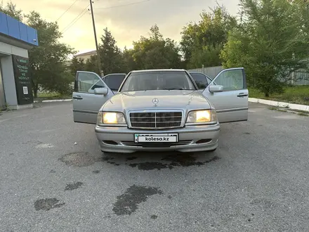 Mercedes-Benz C 240 1999 года за 3 200 000 тг. в Шымкент – фото 13