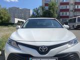 Toyota Camry 2018 годаүшін10 500 000 тг. в Уральск – фото 4