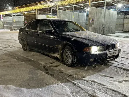 BMW 523 1998 года за 2 100 000 тг. в Тараз – фото 5