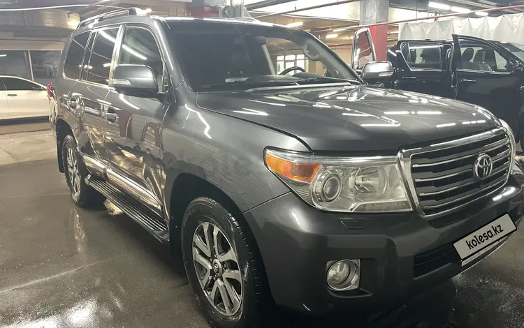 Toyota Land Cruiser 2014 года за 18 200 000 тг. в Астана