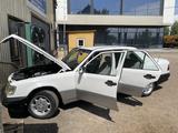 Mercedes-Benz E 200 1995 года за 2 200 000 тг. в Астана