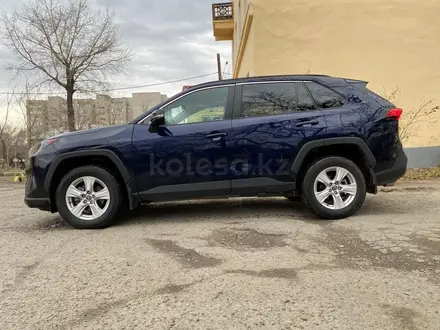 Toyota RAV4 2021 года за 16 500 000 тг. в Семей – фото 6