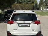 Toyota RAV4 2015 года за 10 800 000 тг. в Алматы – фото 4