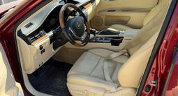 Lexus ES 300h 2014 года за 7 000 000 тг. в Актау – фото 4