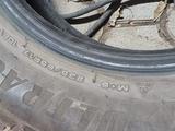 Зимнюю резину Goodyear 235/65/17 за 60 000 тг. в Алматы – фото 2