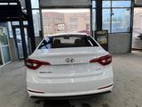 Hyundai Sonata 2015 годаүшін7 200 000 тг. в Алматы – фото 4