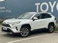 Toyota RAV4 2021 года за 16 000 000 тг. в Алматы