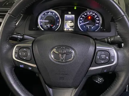 Toyota Camry 2016 года за 12 400 000 тг. в Кульсары – фото 16