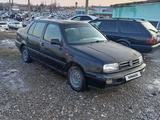 Volkswagen Vento 1994 годаfor550 000 тг. в Шымкент – фото 4