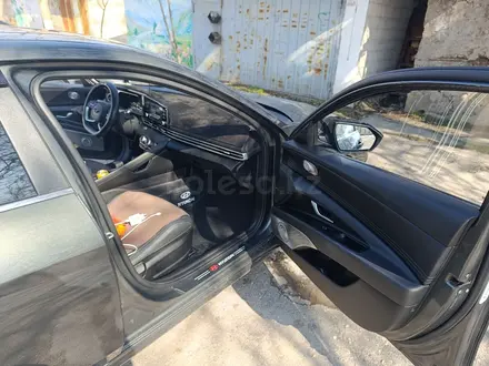 Hyundai Elantra 2024 года за 10 300 000 тг. в Шымкент – фото 4