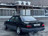 Mercedes-Benz E 320 1994 года за 2 700 000 тг. в Шымкент – фото 3