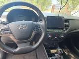Hyundai Accent 2021 года за 7 700 000 тг. в Актобе – фото 5