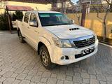 Toyota Hilux 2013 года за 7 500 000 тг. в Жанаозен