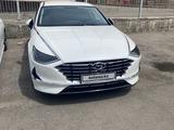 Hyundai Sonata 2022 года за 15 800 000 тг. в Алматы