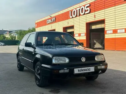 Volkswagen Golf 1995 года за 1 000 000 тг. в Актобе