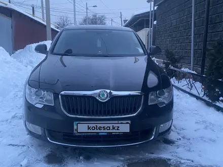 Skoda Superb 2013 года за 4 000 000 тг. в Алматы