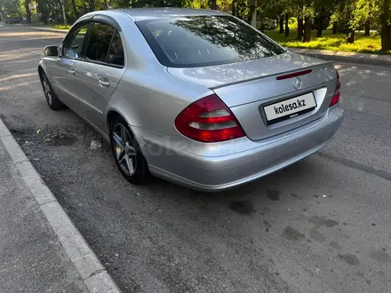 Mercedes-Benz E 320 2002 года за 4 100 000 тг. в Алматы – фото 10