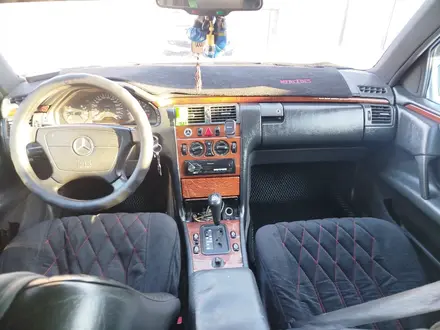 Mercedes-Benz E 280 1996 года за 2 600 000 тг. в Астана – фото 7