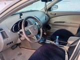 Nissan Altima 2004 года за 1 800 000 тг. в Астана – фото 2