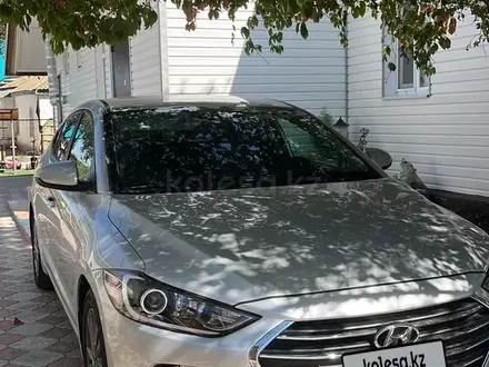 Hyundai Elantra 2017 года за 5 300 000 тг. в Атырау – фото 2