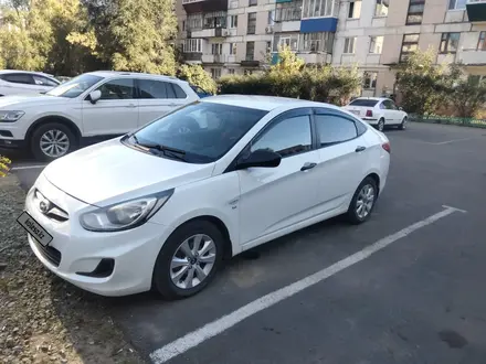 Hyundai Solaris 2013 года за 5 500 000 тг. в Костанай – фото 3