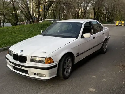 BMW 320 1991 года за 1 500 000 тг. в Алматы – фото 5