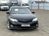Toyota Camry 2014 года за 6 500 000 тг. в Атырау – фото 2