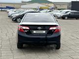 Toyota Camry 2014 года за 6 500 000 тг. в Атырау – фото 5