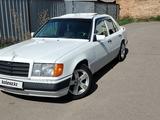 Mercedes-Benz E 230 1993 годаүшін2 800 000 тг. в Алматы