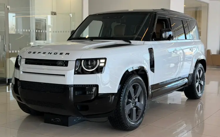 Land Rover Defender X-Dynamic SE 2025 года за 81 180 000 тг. в Астана