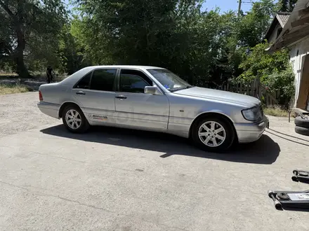 Mercedes-Benz S 320 1995 года за 2 500 000 тг. в Тараз