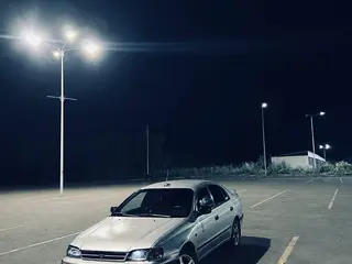Toyota Carina E