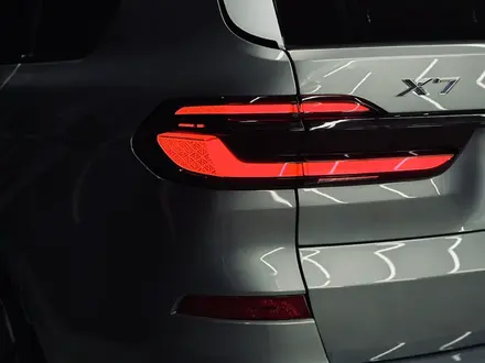BMW X7 XDrive 40i 2025 года за 83 000 000 тг. в Алматы – фото 31