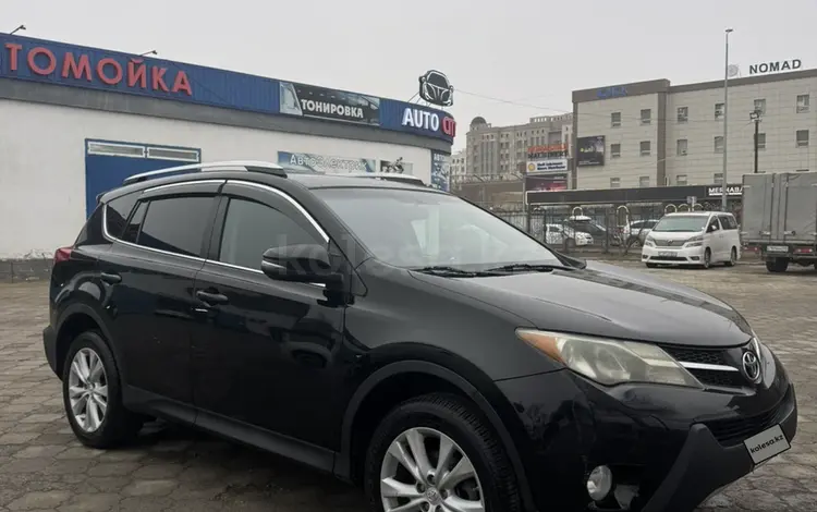 Toyota RAV4 2015 годаүшін7 000 000 тг. в Актау