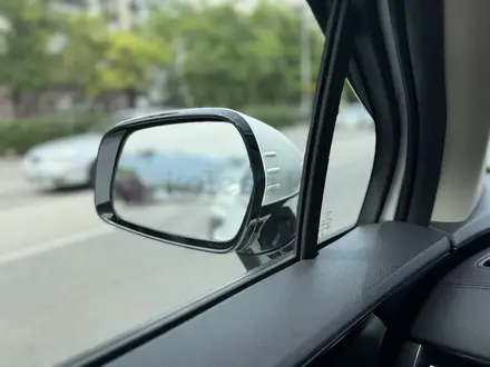 Kia Carnival 2022 года за 20 000 000 тг. в Алматы – фото 27